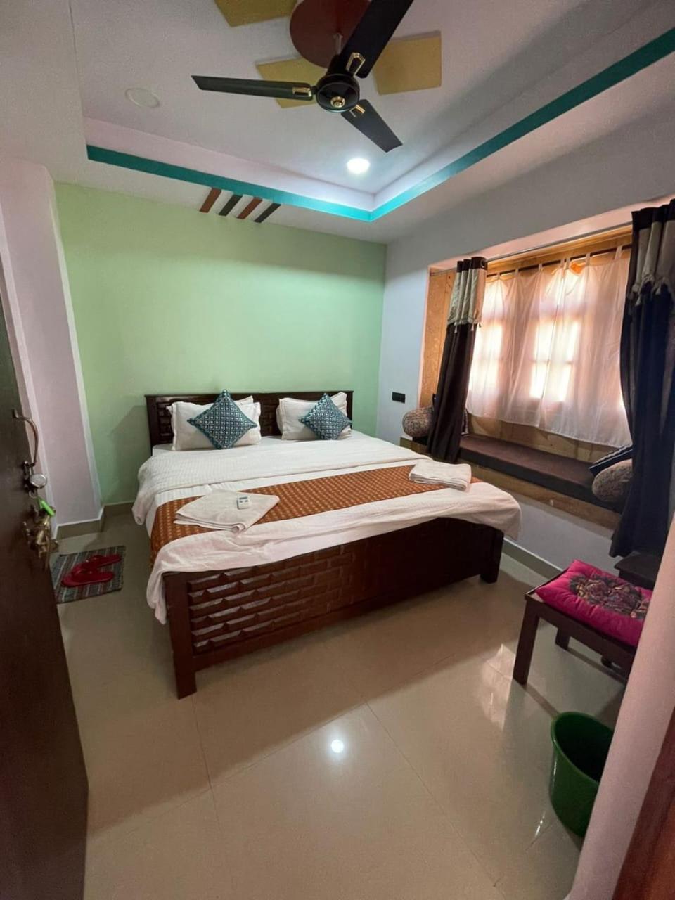 Hotel Neem Haveli Джайсалмер Екстер'єр фото