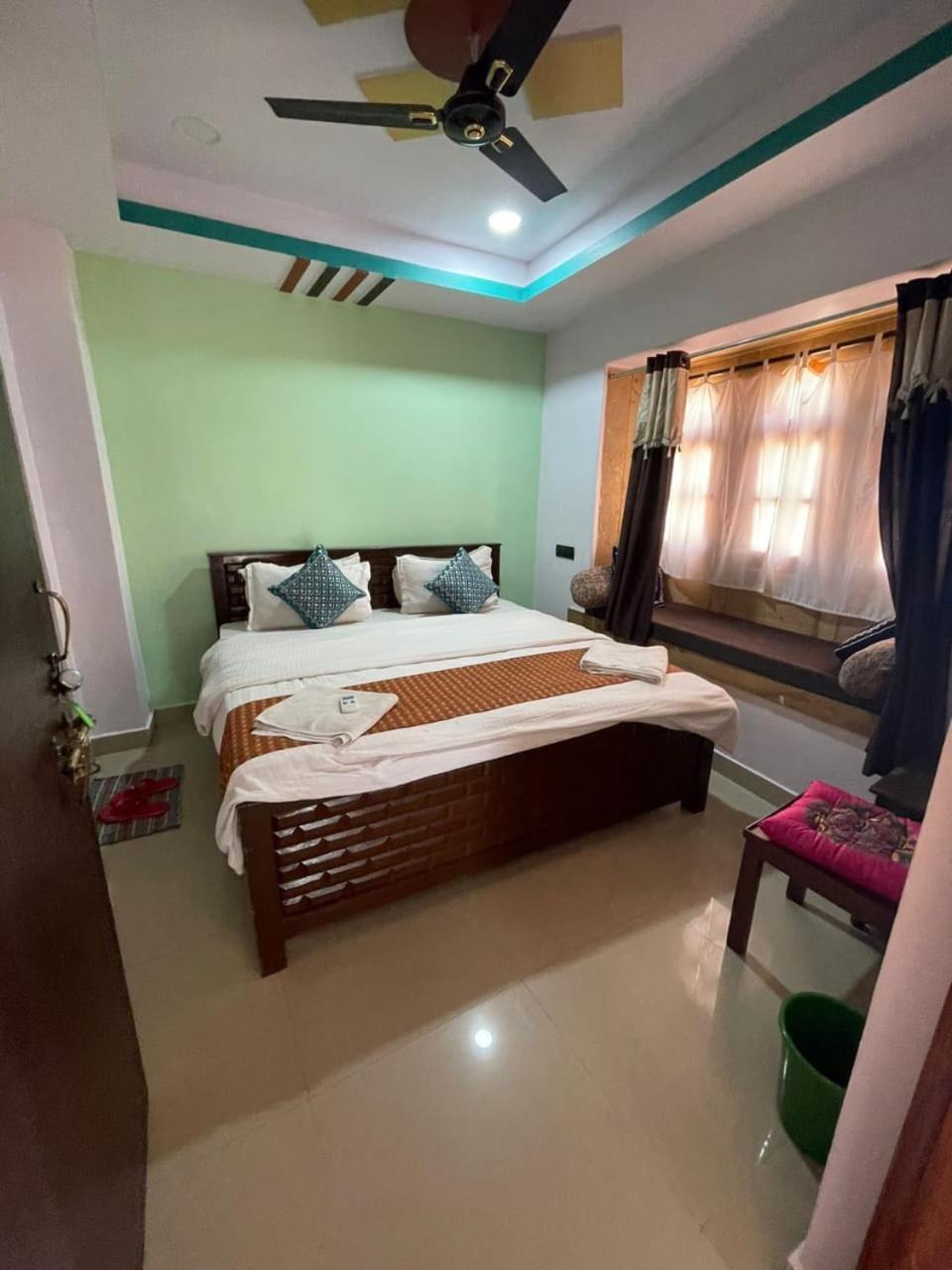 Hotel Neem Haveli Джайсалмер Екстер'єр фото