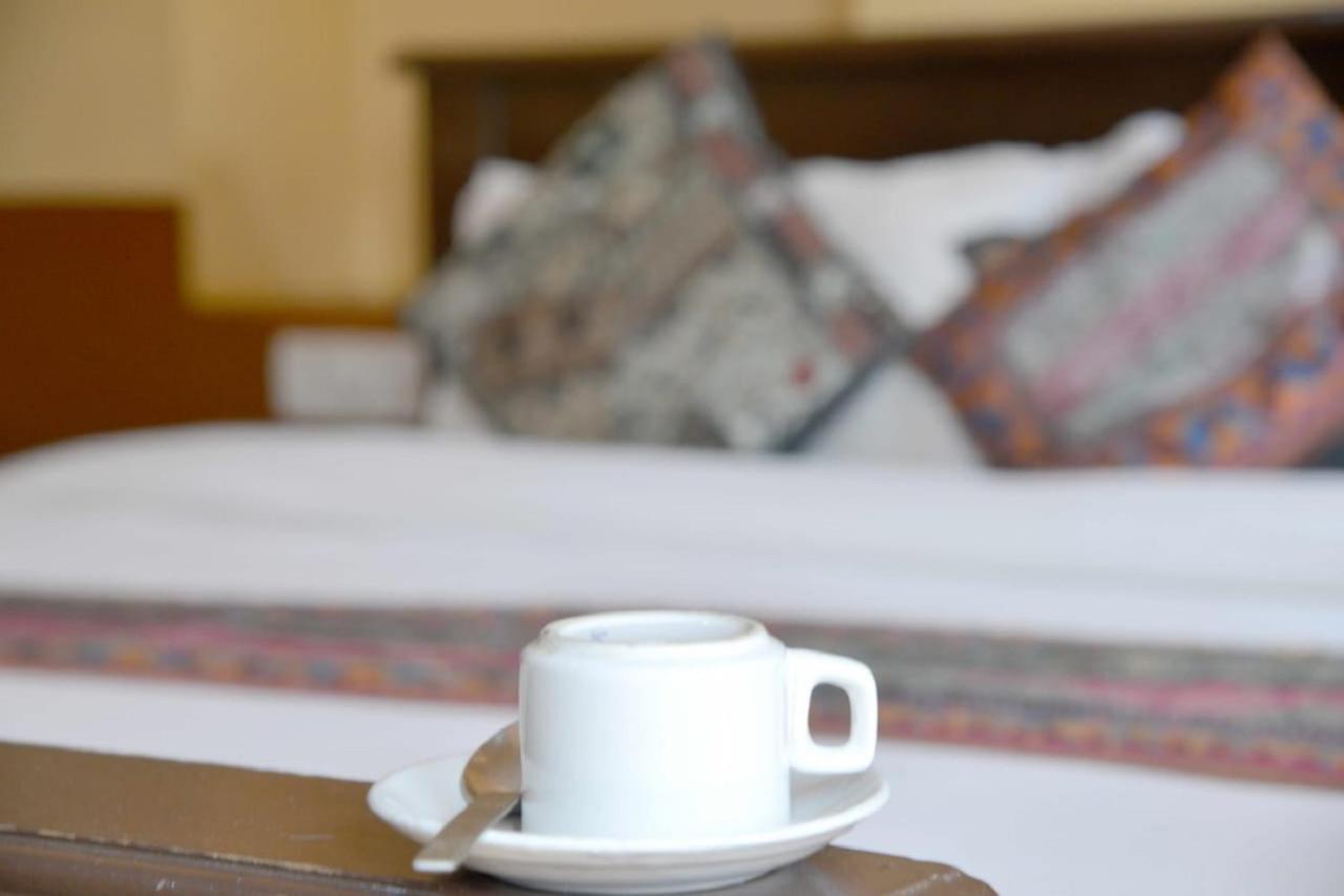 Hotel Neem Haveli Джайсалмер Екстер'єр фото